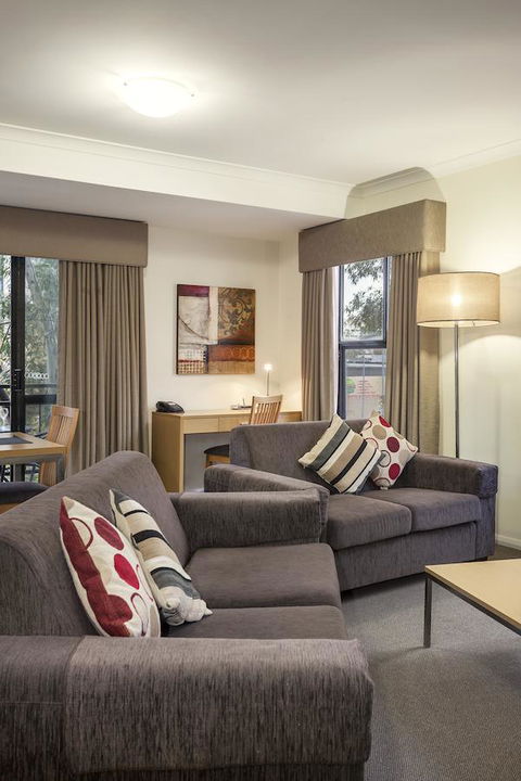 Best Western Northbridge Apartments - E Caravan Parks 15