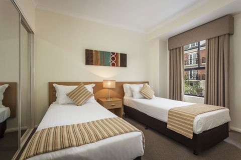 Best Western Northbridge Apartments - E Caravan Parks 24