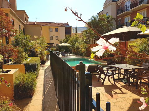 Best Western Northbridge Apartments - E Caravan Parks 5