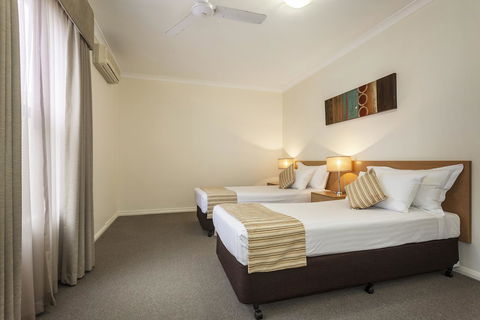 Best Western Northbridge Apartments - E Caravan Parks 27