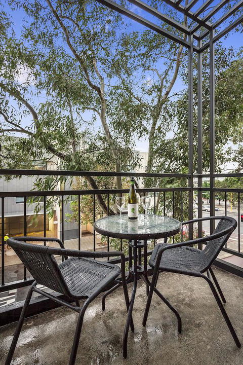 Best Western Northbridge Apartments - E Caravan Parks 9