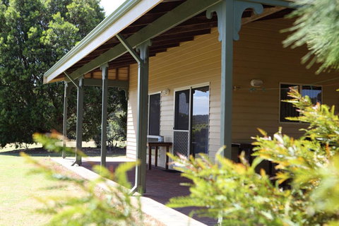 Riverside Retreat Chalets, Walpole - E Caravan Parks 5