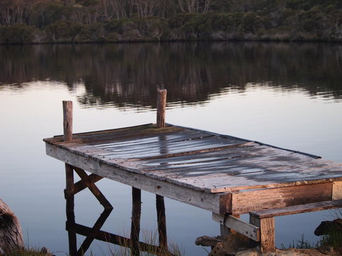 Riverside Retreat Chalets, Walpole - E Caravan Parks 15