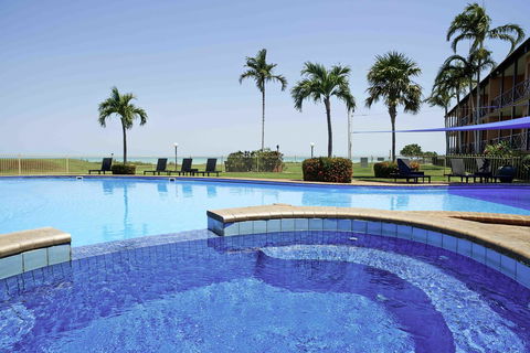 Moonlight Bay Suites - E Caravan Parks 7