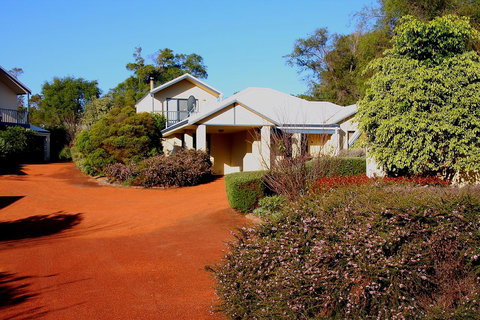 Bayside Villas - E Caravan Parks 23