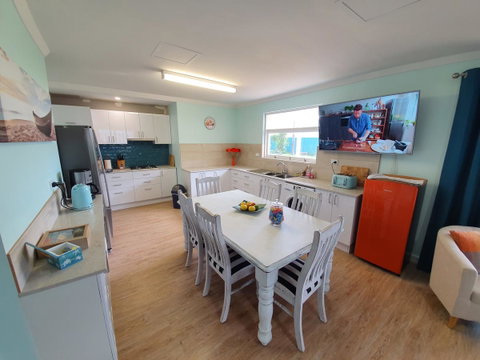 Palm Beach Bed & Breakfast - E Caravan Parks 19