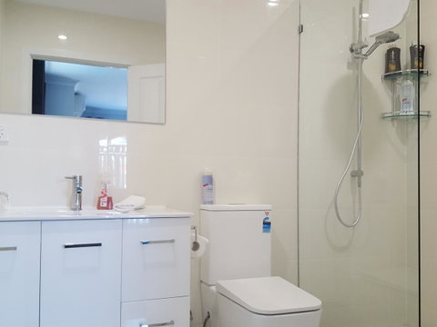 Palm Beach Bed & Breakfast - E Caravan Parks 8