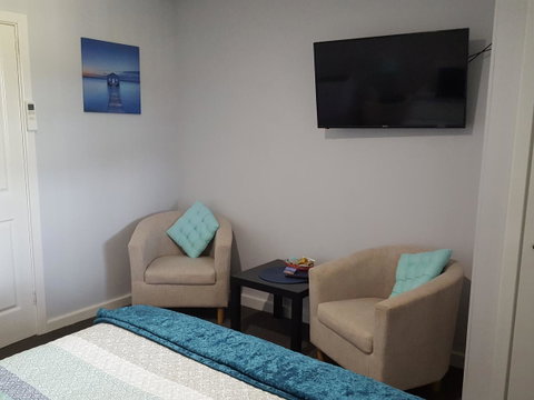 Palm Beach Bed & Breakfast - E Caravan Parks 3