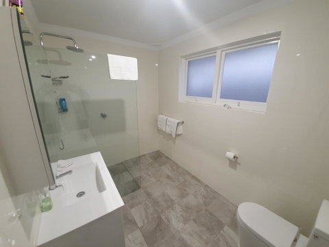 Palm Beach Bed & Breakfast - E Caravan Parks 22