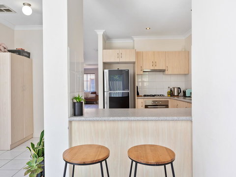 Cooper Street - E Caravan Parks 31