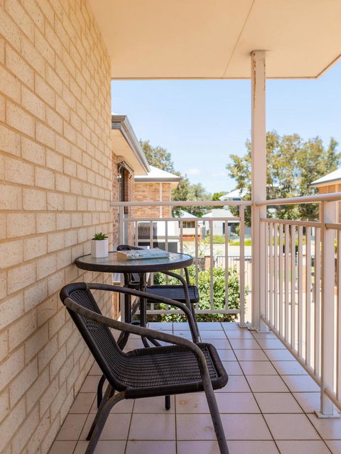 Cooper Street - E Caravan Parks 13