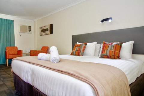 Hotel Clipper - E Caravan Parks 9