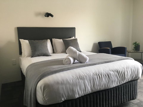 Hotel Clipper - E Caravan Parks 4