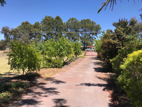 Cockburn Retreat Home æŸæ–¯æ‚ é–’æ°‘å®¿ - E Caravan Parks 1