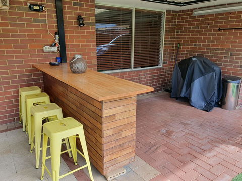 The Entertainer - E Caravan Parks 1