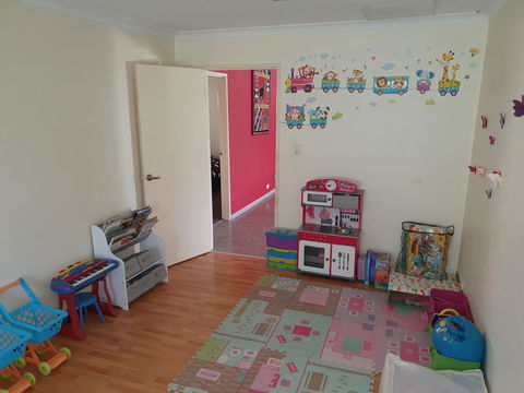 The Entertainer - E Caravan Parks 18