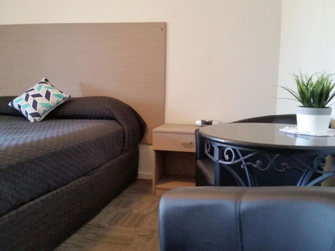 Mandurah Foreshore Motel - E Caravan Parks 9