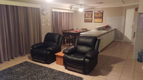The Quiet Family Getaway In Bassendean - E Caravan Parks 3