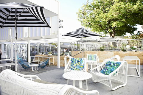 Cottesloe Beach Hotel - E Caravan Parks 30