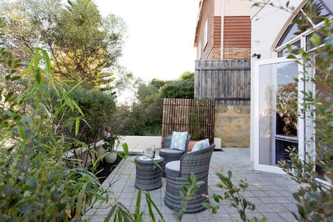Sorrento Beach Manor - E Caravan Parks 10