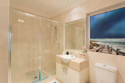 Sorrento Beach Manor - E Caravan Parks 21