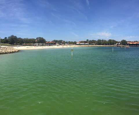 Crossland House - E Caravan Parks 9