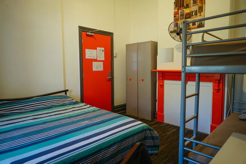 Haus Accommodation - E Caravan Parks 14