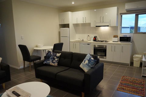 Exmouth 4 Escape - E Caravan Parks 6