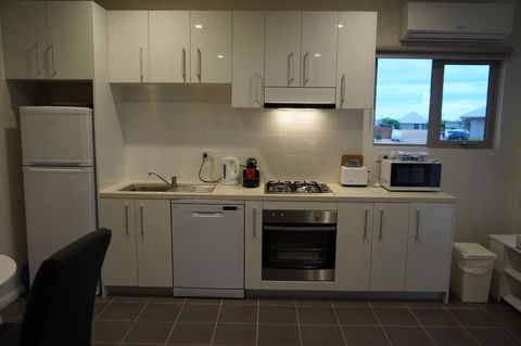 Exmouth 4 Escape - E Caravan Parks 13