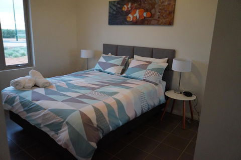 Exmouth 4 Escape - E Caravan Parks 4