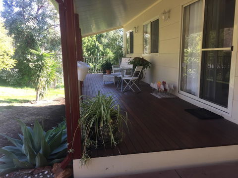 Bright & Beautiful Home On The Hills! - E Caravan Parks 2
