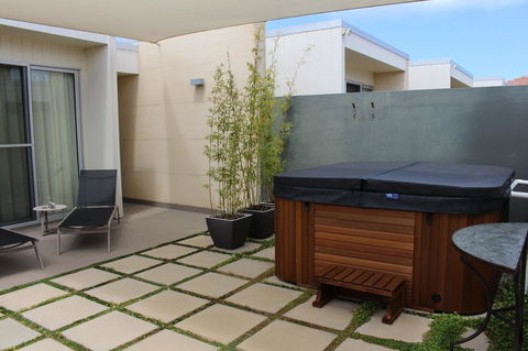 Alouarn Apartments - E Caravan Parks 2