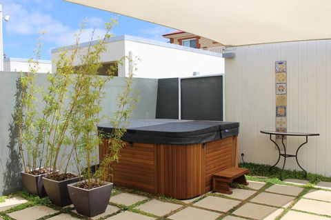 Alouarn Apartments - E Caravan Parks 3