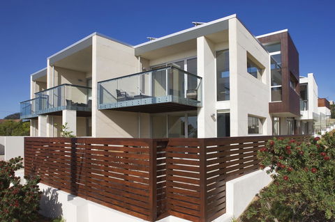 Alouarn Apartments - E Caravan Parks 6