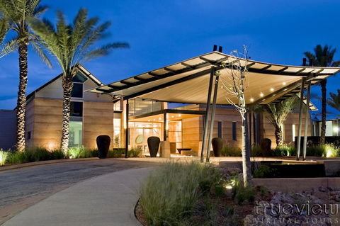 Mantarays Ningaloo Beach Resort - E Caravan Parks 2