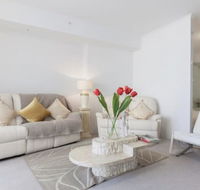 Perth Luxury City Apartment- Free Parking - E Caravan Parks
