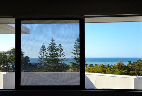 Atrium Hotel Mandurah - E Caravan Parks 30