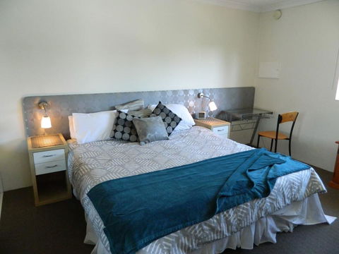 Riverside - E Caravan Parks 1