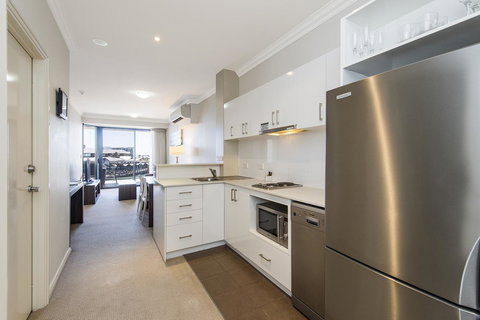 Dolphin Quay Apartments - E Caravan Parks 34