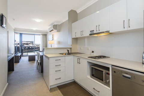 Dolphin Quay Apartments - E Caravan Parks 35