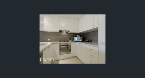 Frankly Francis - Exquisite Executive Apartment - E Caravan Parks 15