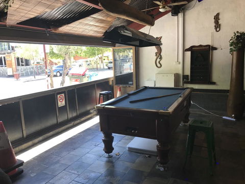 JJ's Backpackers - E Caravan Parks 9