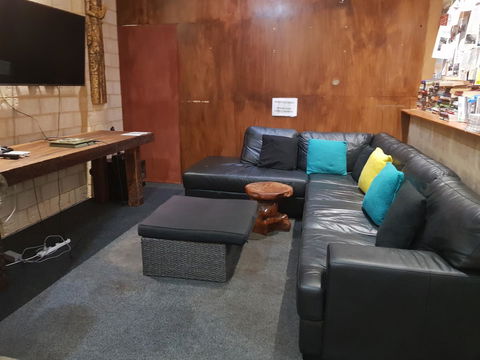 JJ's Backpackers - E Caravan Parks 34