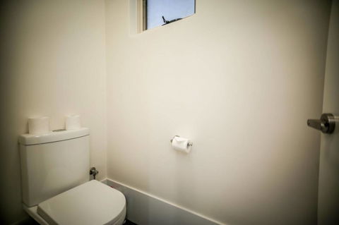 VIP Stays - Villa De Burswood Luxury 3BR Suite W/ King Bed FREE WIFI - E Caravan Parks 23