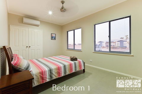3 Kestrel Place - E Caravan Parks 8