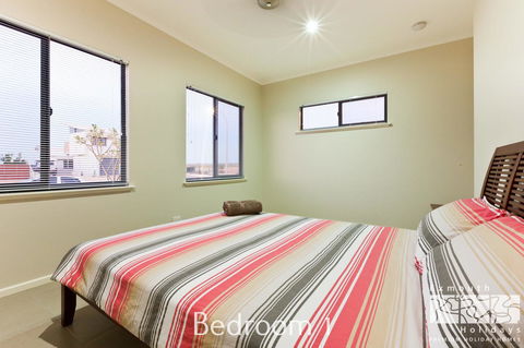 3 Kestrel Place - E Caravan Parks 9
