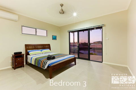 3 Kestrel Place - E Caravan Parks 12
