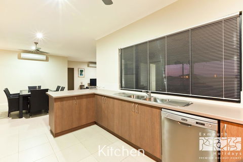 3 Kestrel Place - E Caravan Parks 5