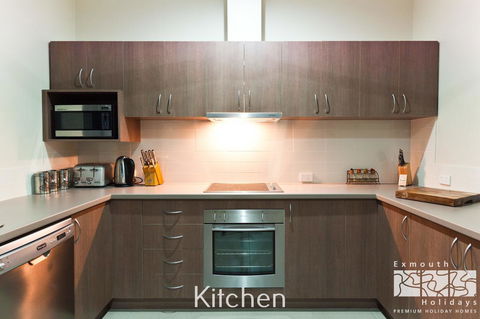 3 Kestrel Place - E Caravan Parks 7