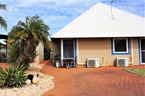 Osprey Holiday Village Unit 213 1 Bedroom - E Caravan Parks 1